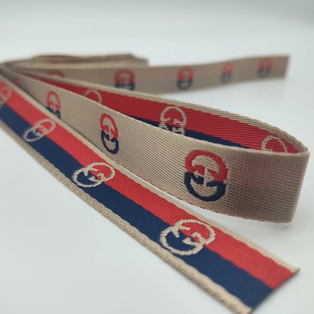Authentic GUCCI 4 (Four) Yds Continuous Web Ribbon 3/4" Red Navy Interlocking G - Picture 2 of 4